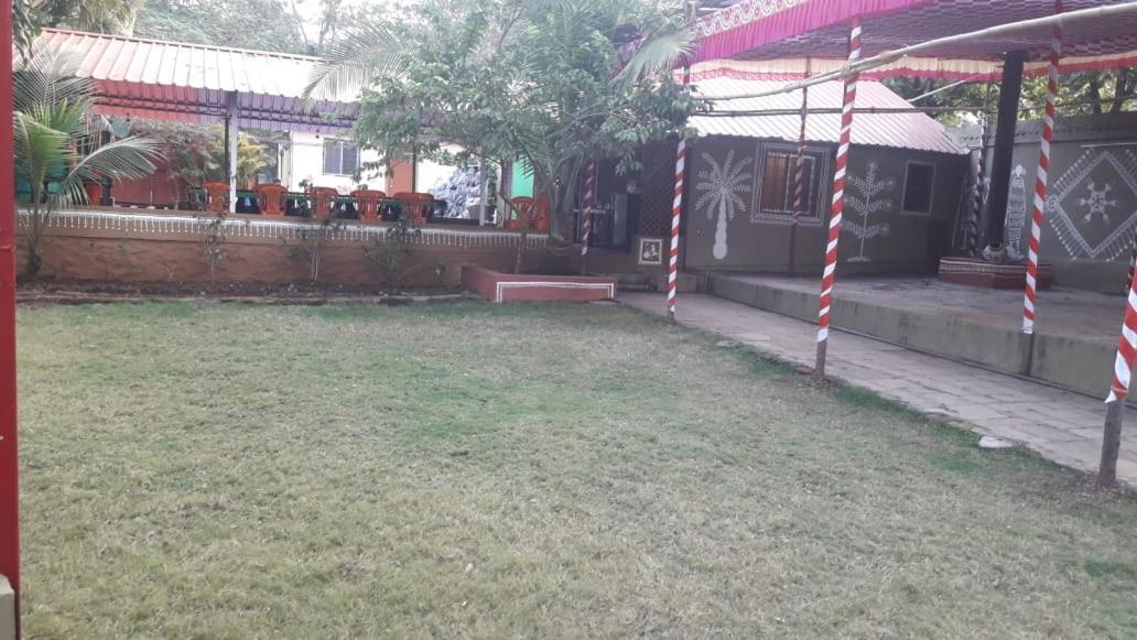 Nisarg Shrushti Farmhouse Otel Pune Dış mekan fotoğraf